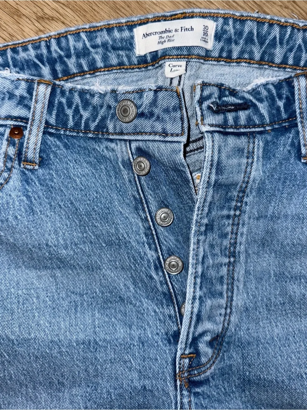 Abercrombie curve love dad Jean high-rise